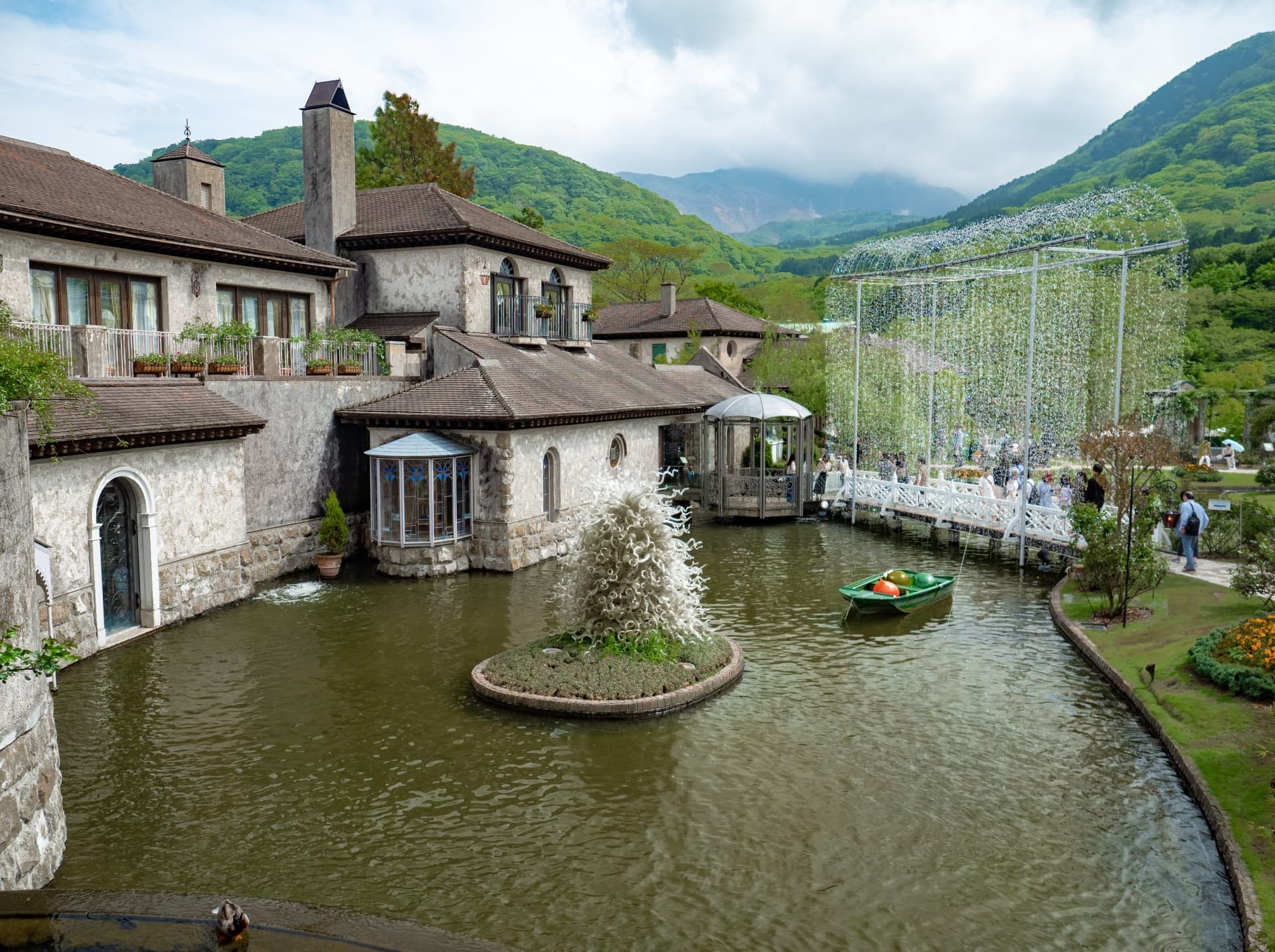 箱根 ガラスの森美術館