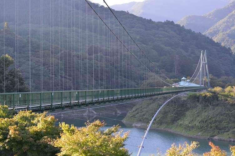 もみじ谷大吊橋