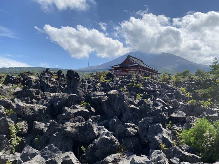 鬼押出し園