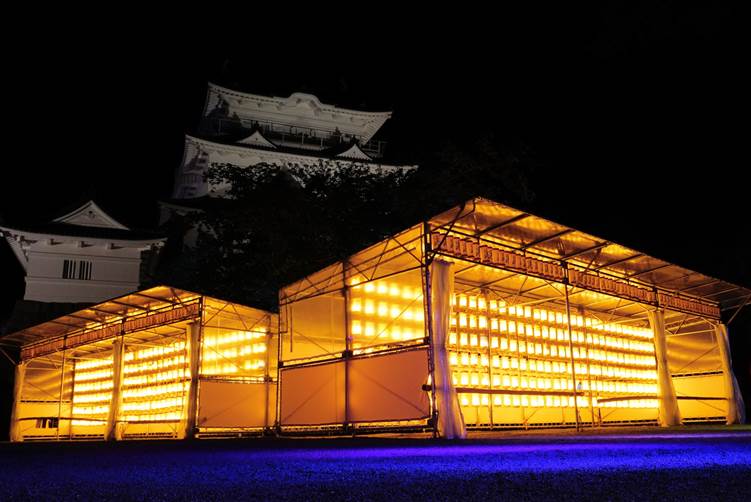 夜の小田原城