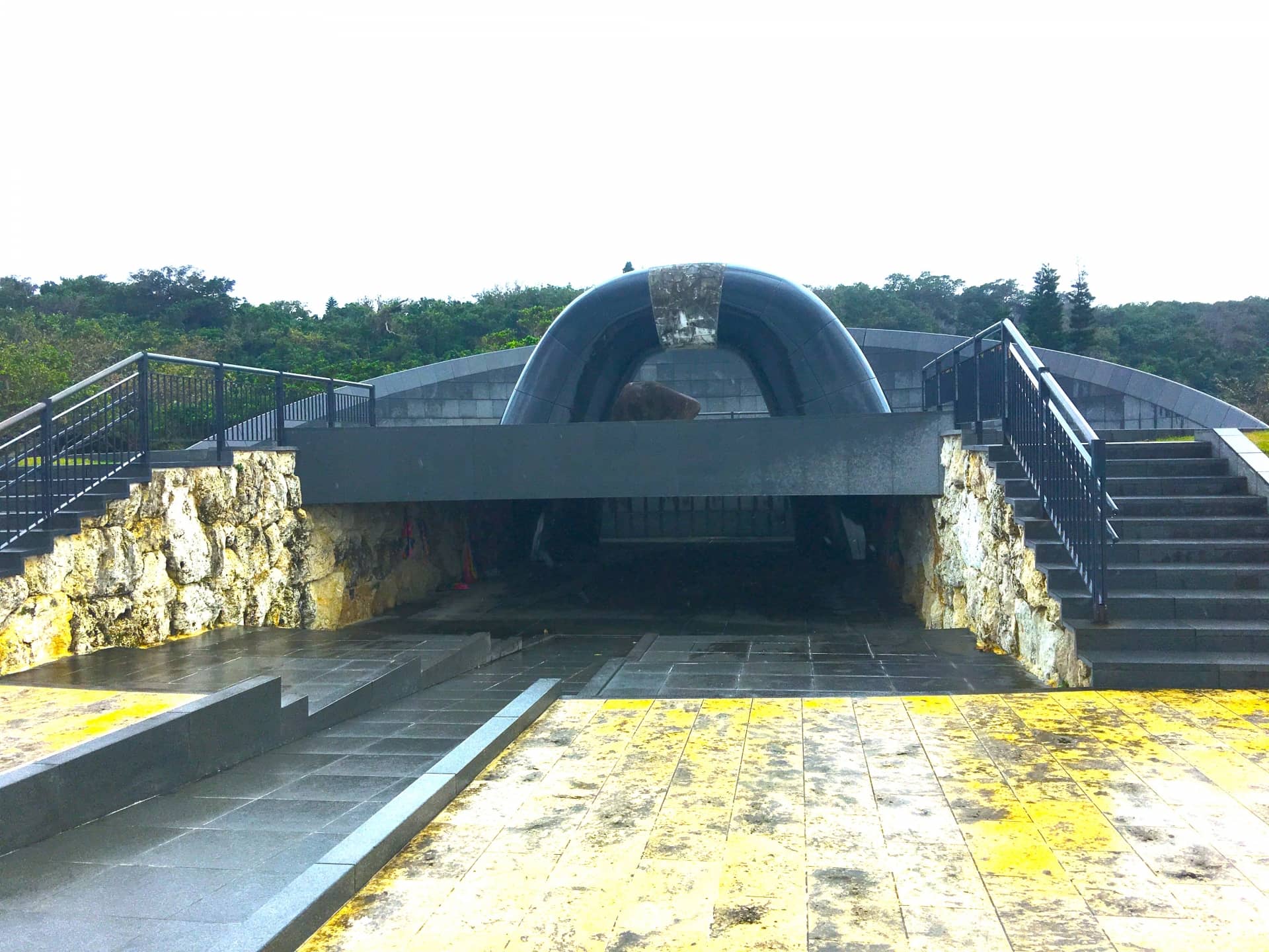 沖縄県営平和祈念公園