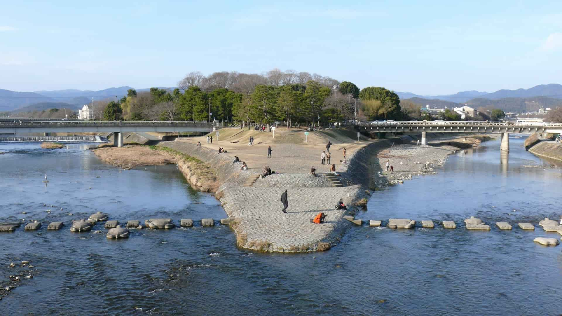 鴨川デルタ