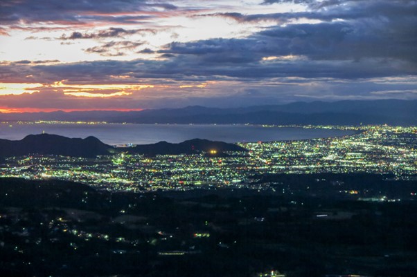 伊豆から見える夜景